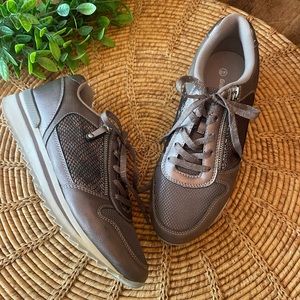 Graceland Gunmetal Metallic Sneakers with Sparkly Laces